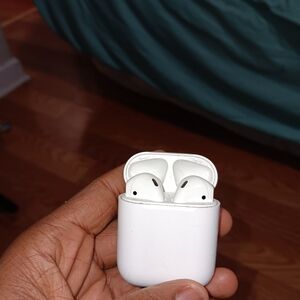 White Wireless Earbuds with Charging Case